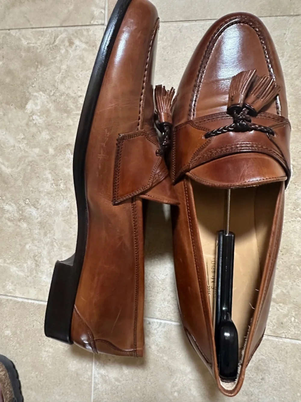 JOHNSTON & MURPHY BROWN TASSELED BROWN LEATHER LOAFERS-SIZE 11/EUC